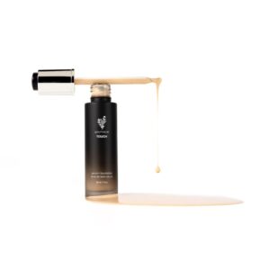 Comprar Base de maquillaje en suero + YOUNIQUE TOUCH : Producto de belleza premium seleccionado por Émilie